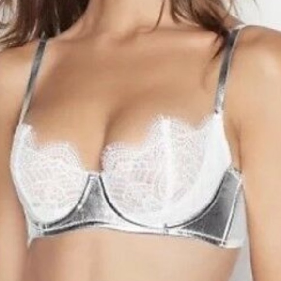 VS || Lined Lace Demi Bra - Picture 2 of 7